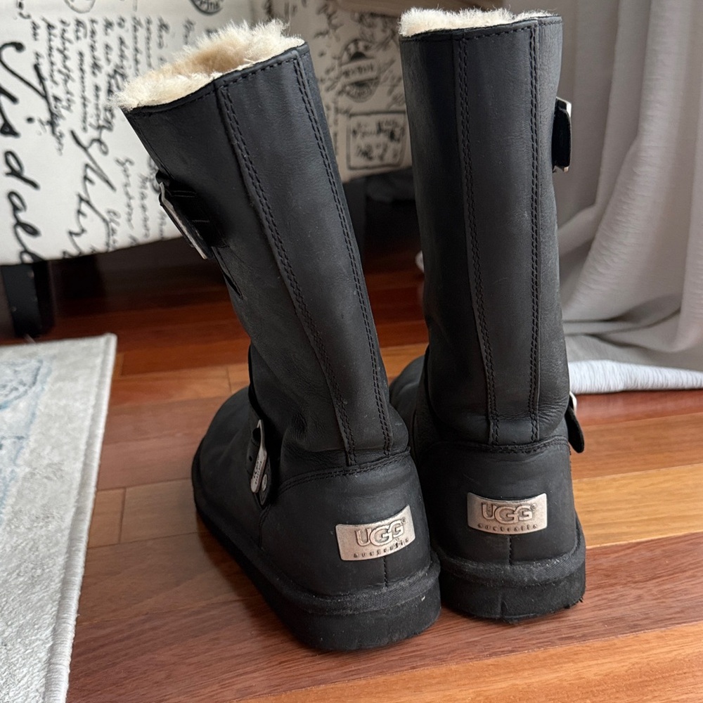 UGG Black Winter Boots - Picture 4 of 7